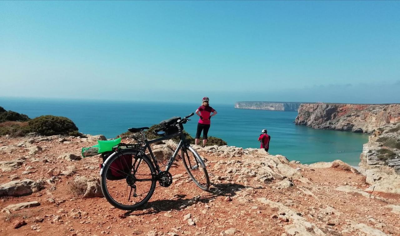 Blacksheep Sagres Guesthouse & Surf Esterno foto